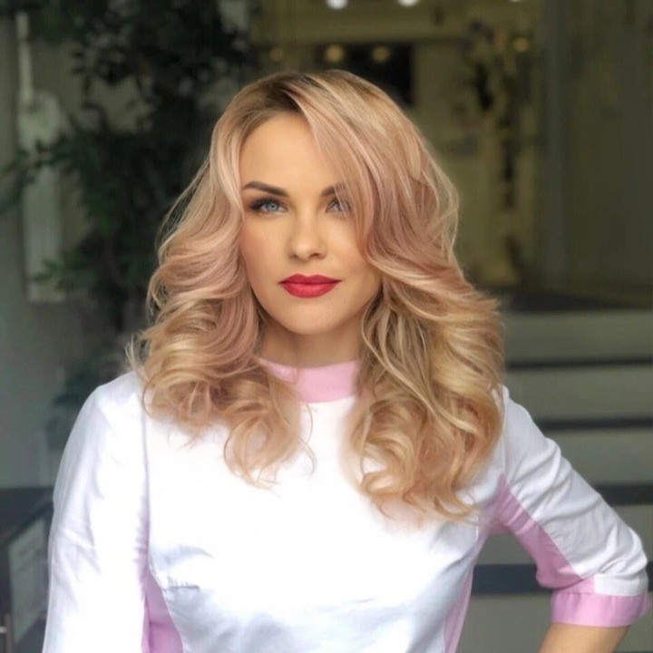 Анна Долинская